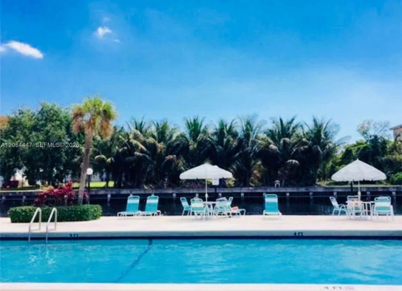 2741 Taft St, Unit 206, Hollywood, FL 33020 Photo