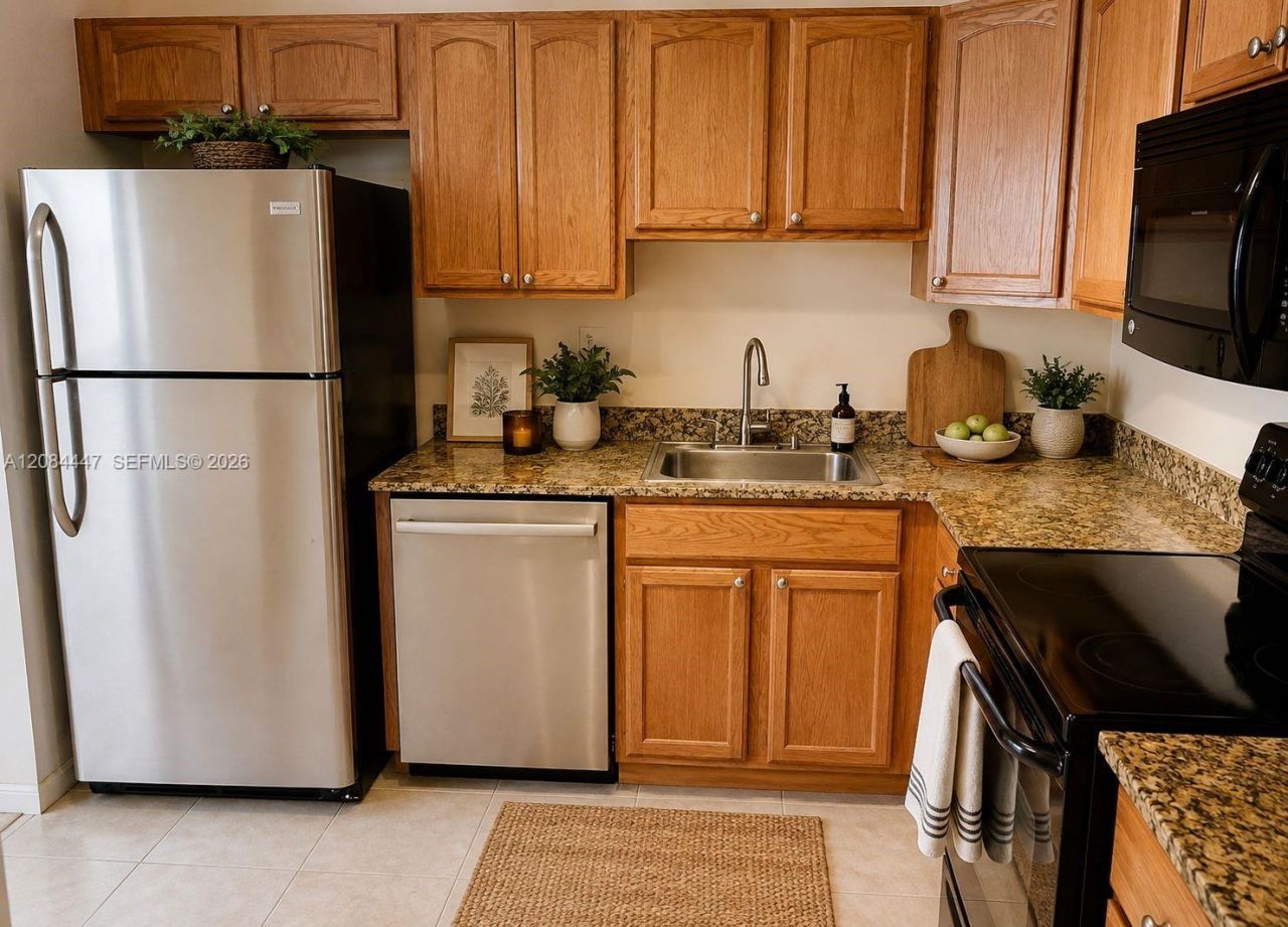 2741 Taft St, Unit 206, Hollywood, FL 33020 Photo