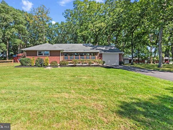 37 LITTLE ROAD, ZIEGLERVILLE, PA 19492