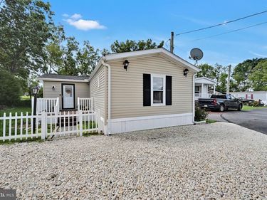 330 DON DRIVE , NEW HOLLAND, PA 17557
