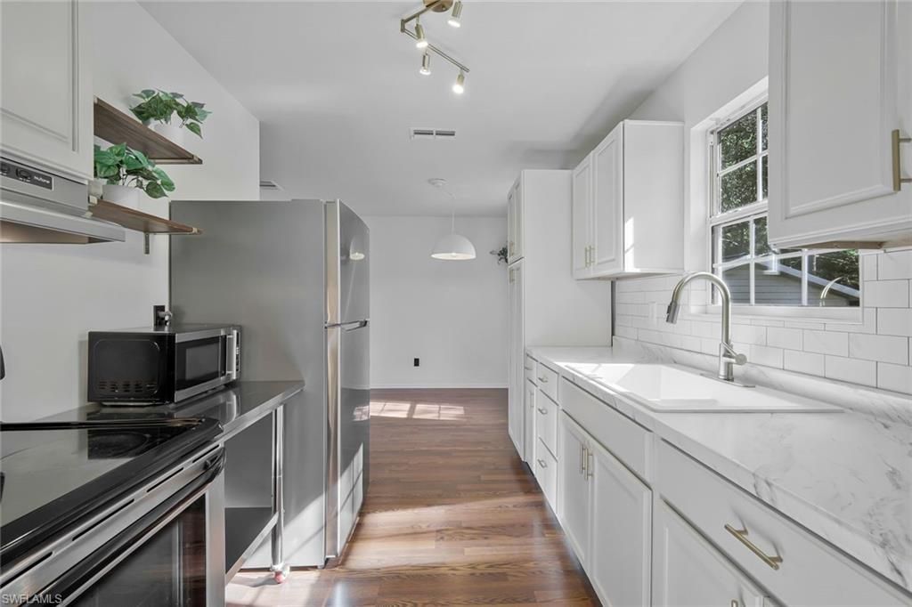 28431 Windsor Rd , Bonita Springs, FL 34134 Photo