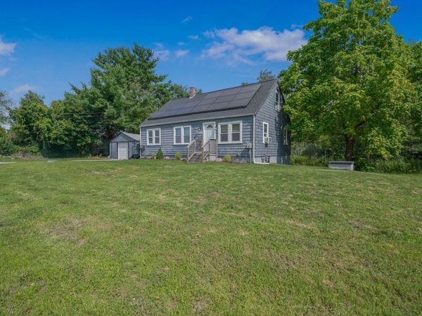 1894 Fall River Avenue, Seekonk, MA 02771