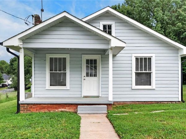 202 W Whitsett Street , Graham, NC 27253