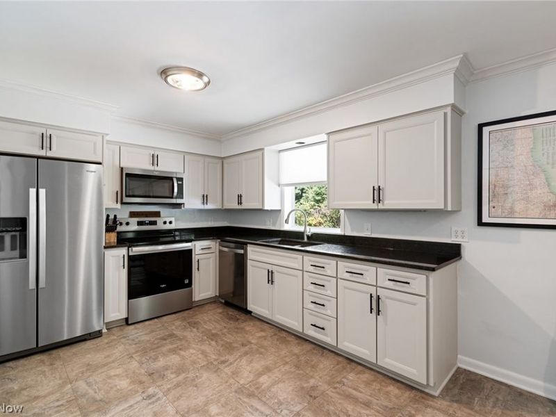 150 Longview Drive, Wadsworth, OH 44281 Photo 10