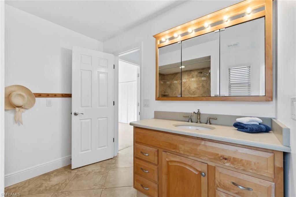 2251 Queens Way E, Naples, FL 34112 Photo