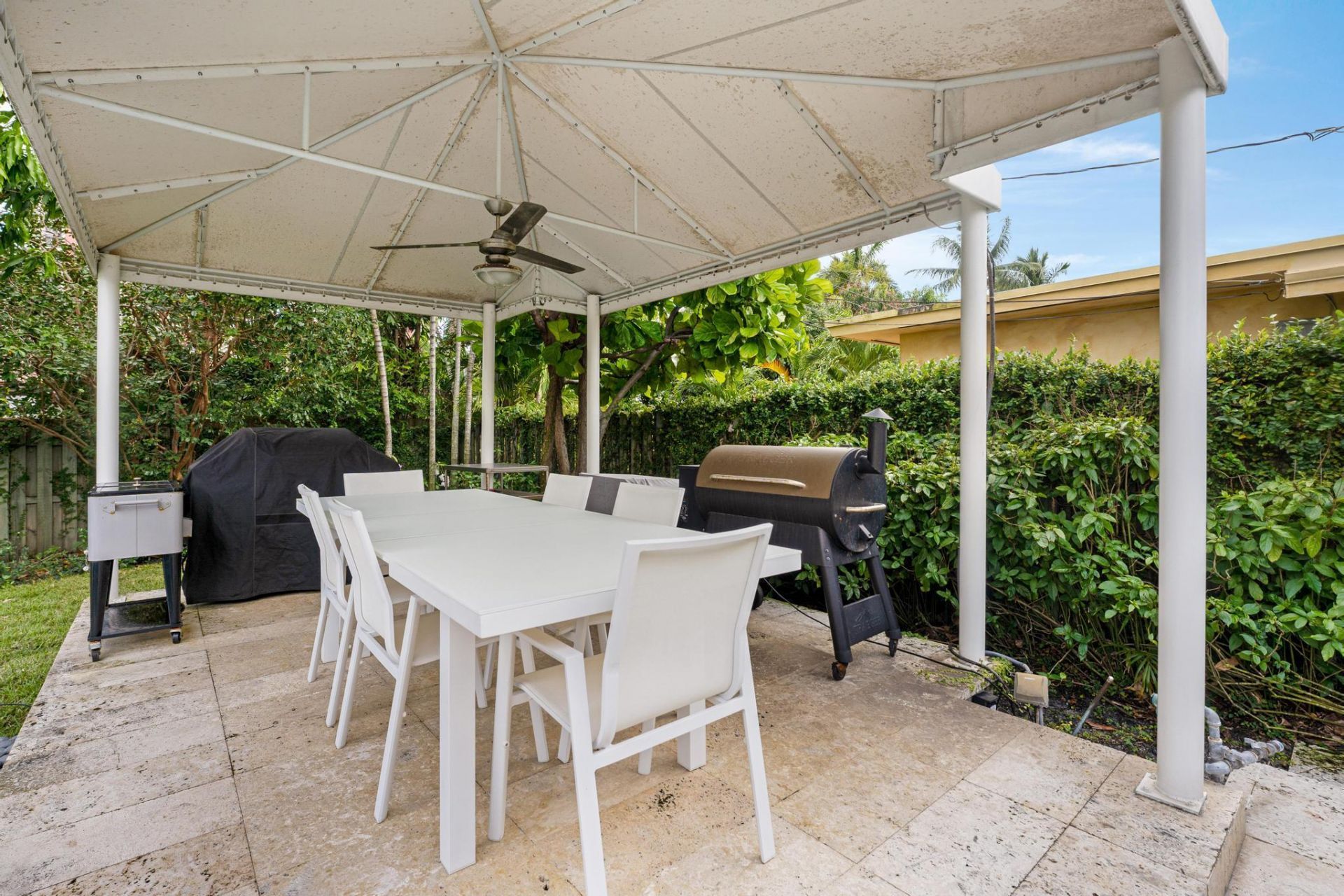 2012 NE 31st Avenue, Fort Lauderdale, FL 33305 Photo