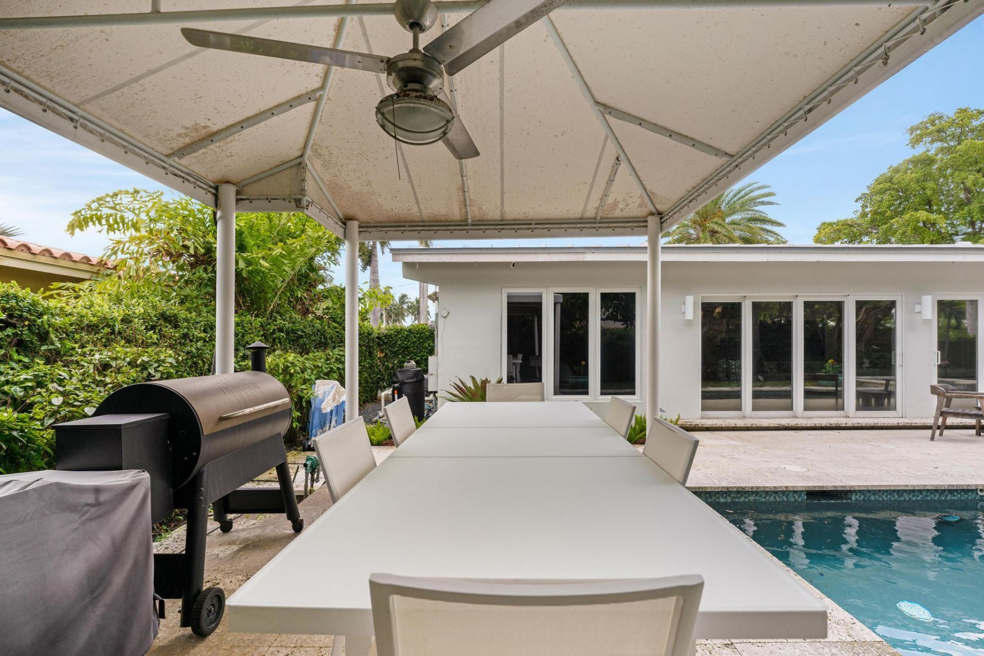 2012 NE 31st Avenue, Fort Lauderdale, FL 33305 Photo