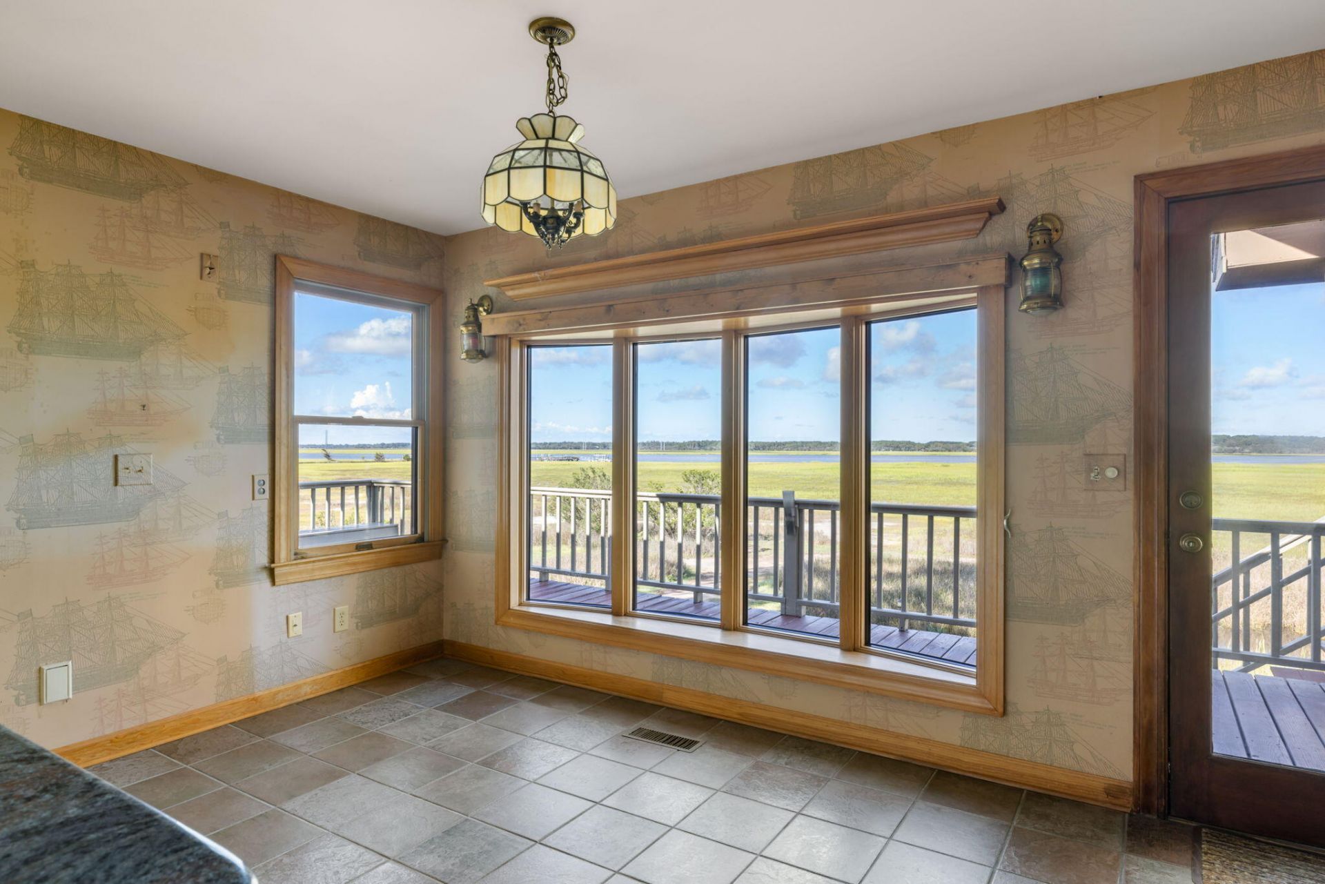 2450 Kemway Road Photo 18