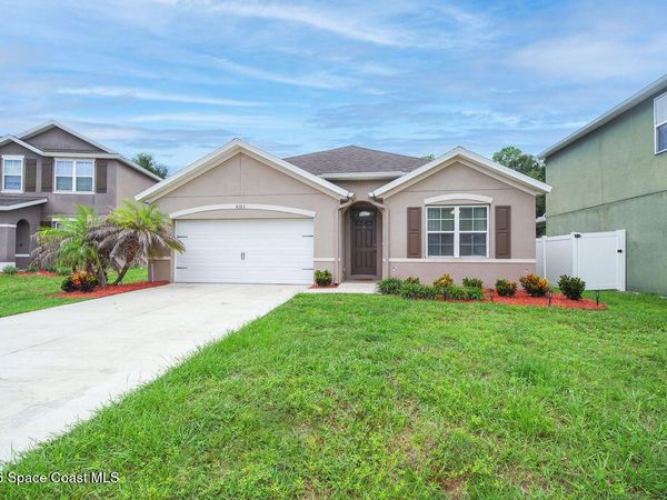 4283 Starling Place , Mims, FL 32754