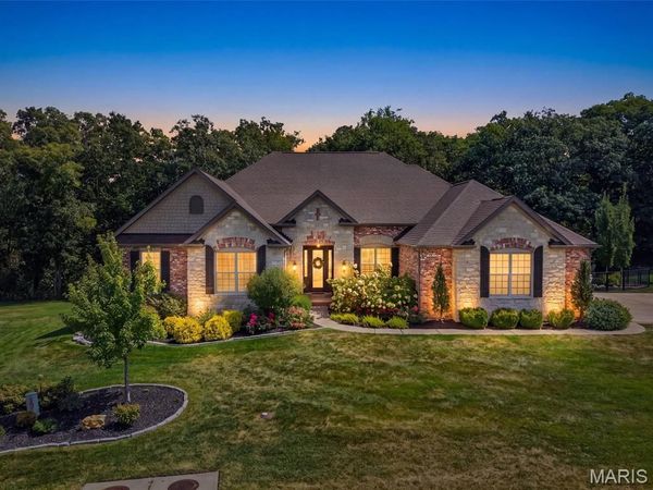 106 Westleigh Manor Drive , Wentzville, MO 63385