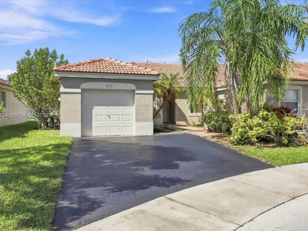 1619 Orion Ln, Weston, FL 33327