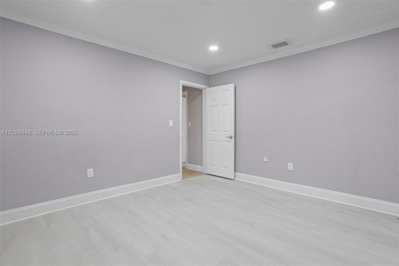 3240 SW 69th Ave , Miami, FL 33155 Photo