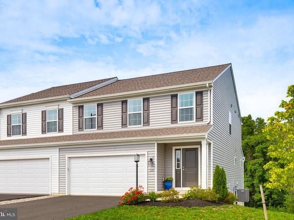 115 EASTON DRIVE , DUNCANNON, PA 17020