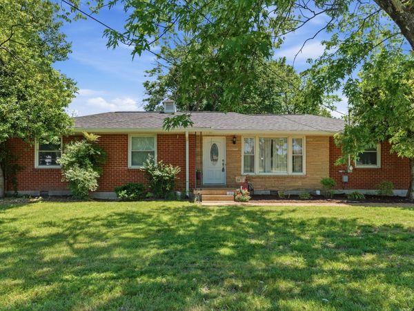 101 Newport Dr, Old Hickory, TN 37138
