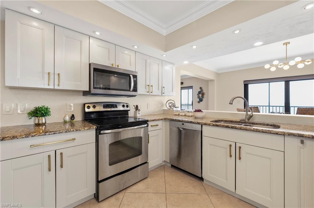 1920 Virginia Ave , Unit 902, Fort Myers, FL 33901 Photo