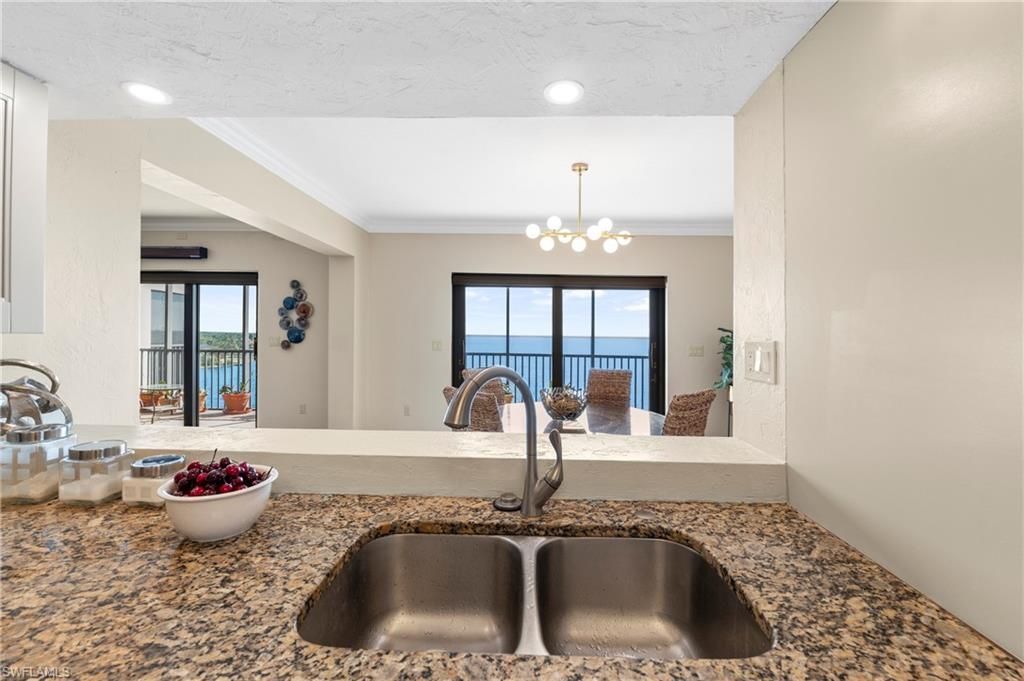 1920 Virginia Ave , Unit 902, Fort Myers, FL 33901 Photo