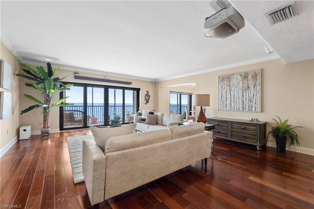 1920 Virginia Ave , Unit 902, Fort Myers, FL 33901 Photo