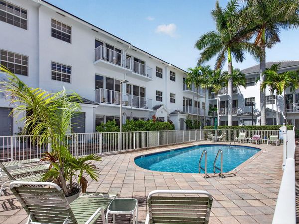 2725 NE 8TH Avenue, Unit 112, Wilton Manors, FL 33334