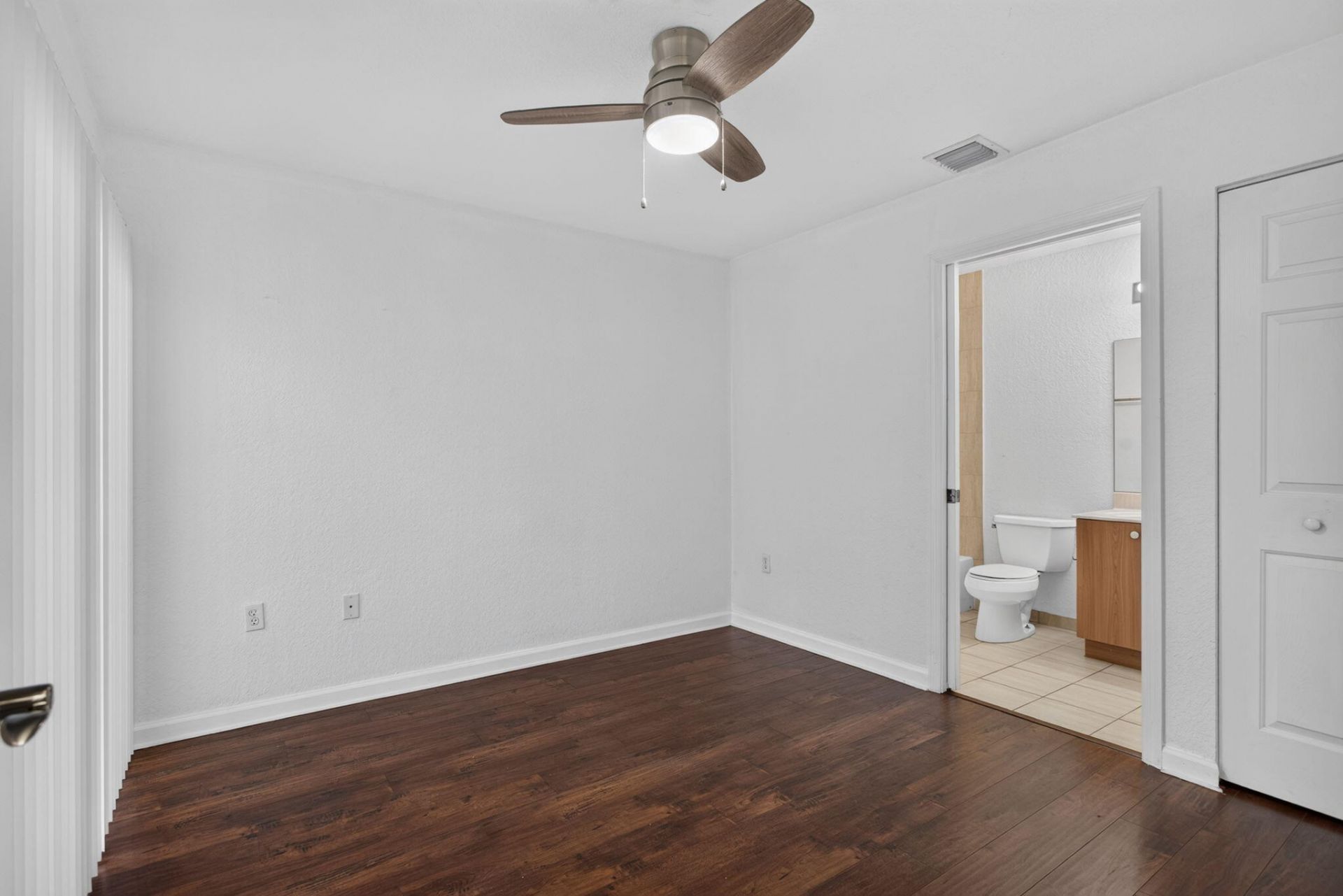 2725 NE 8th Avenue, Unit 112, Wilton Manors, FL 33334 Photo