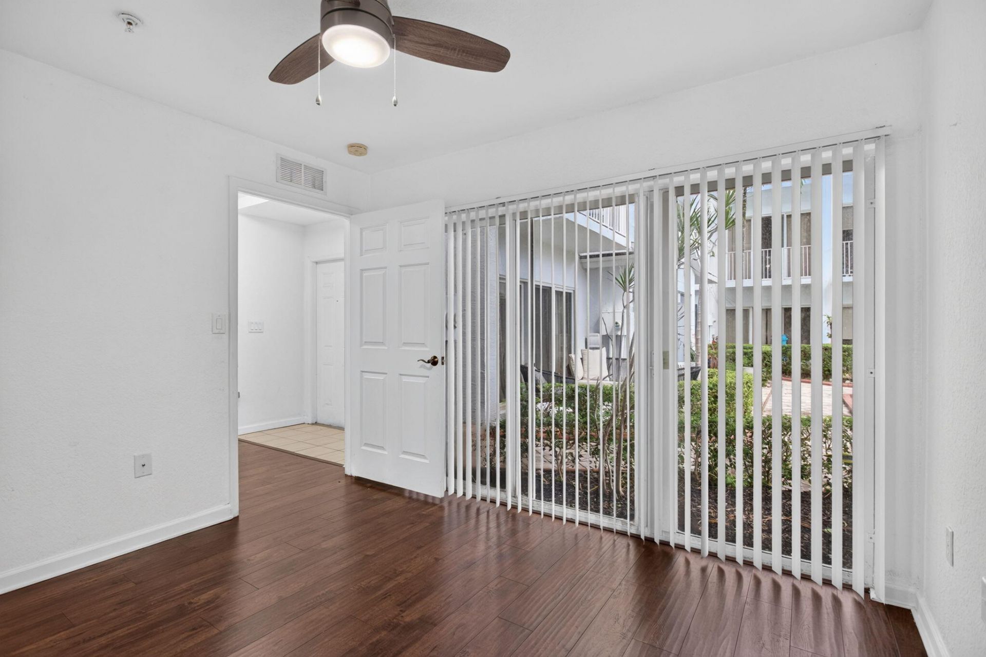 2725 NE 8th Avenue, Unit 112, Wilton Manors, FL 33334 Photo