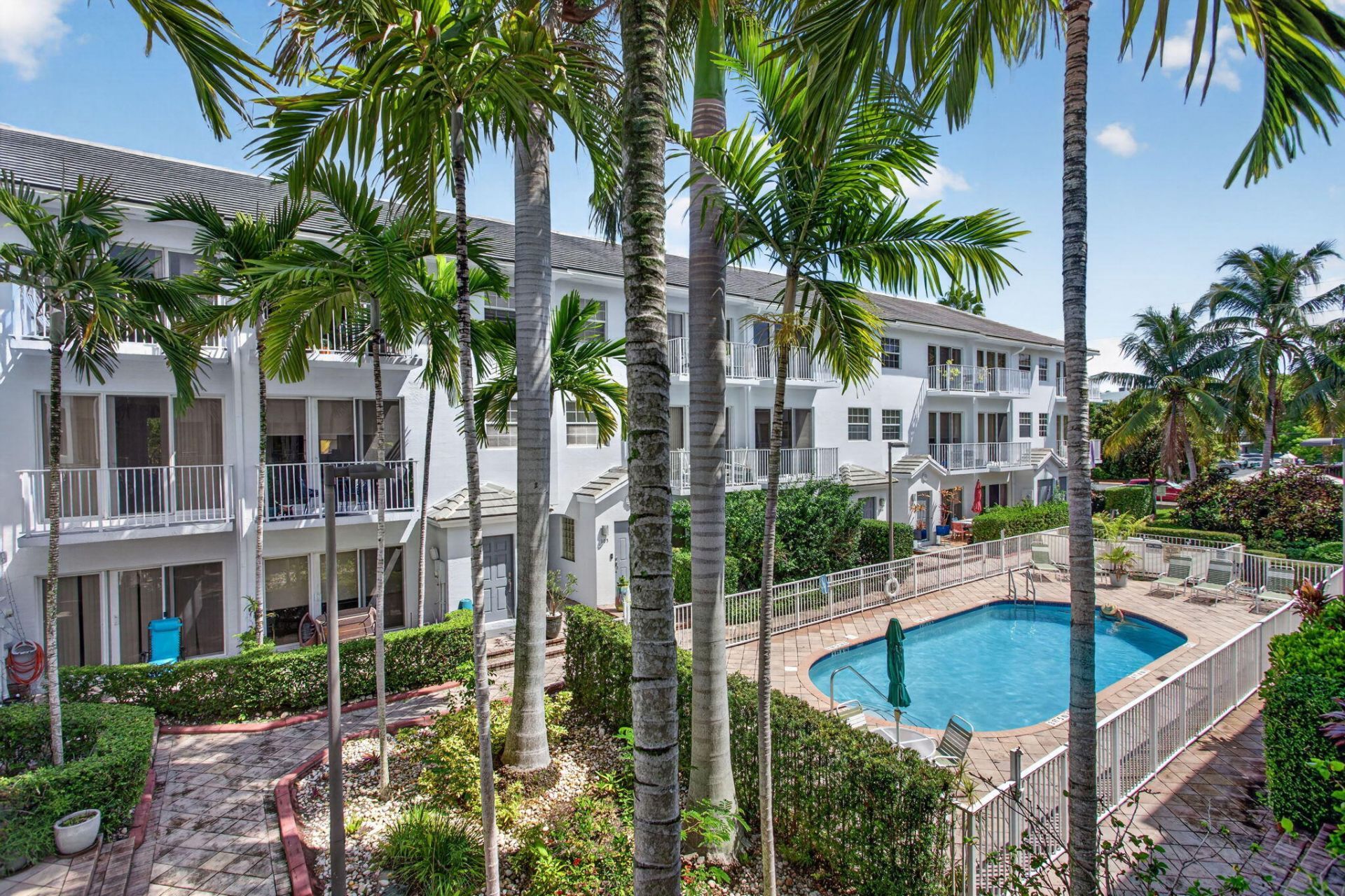 2725 NE 8th Avenue, Unit 112, Wilton Manors, FL 33334 Photo