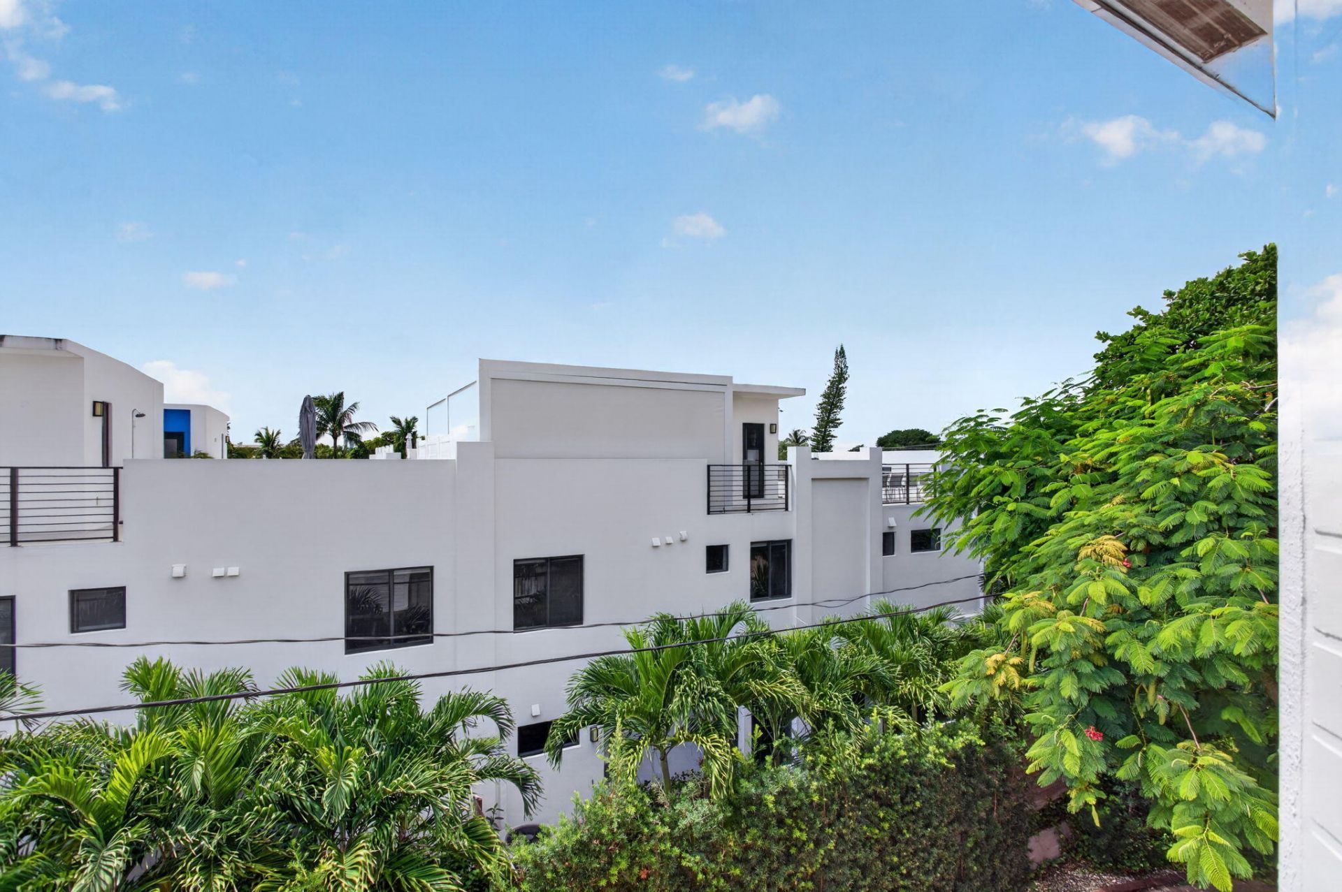 2725 NE 8th Avenue, Unit 112, Wilton Manors, FL 33334 Photo