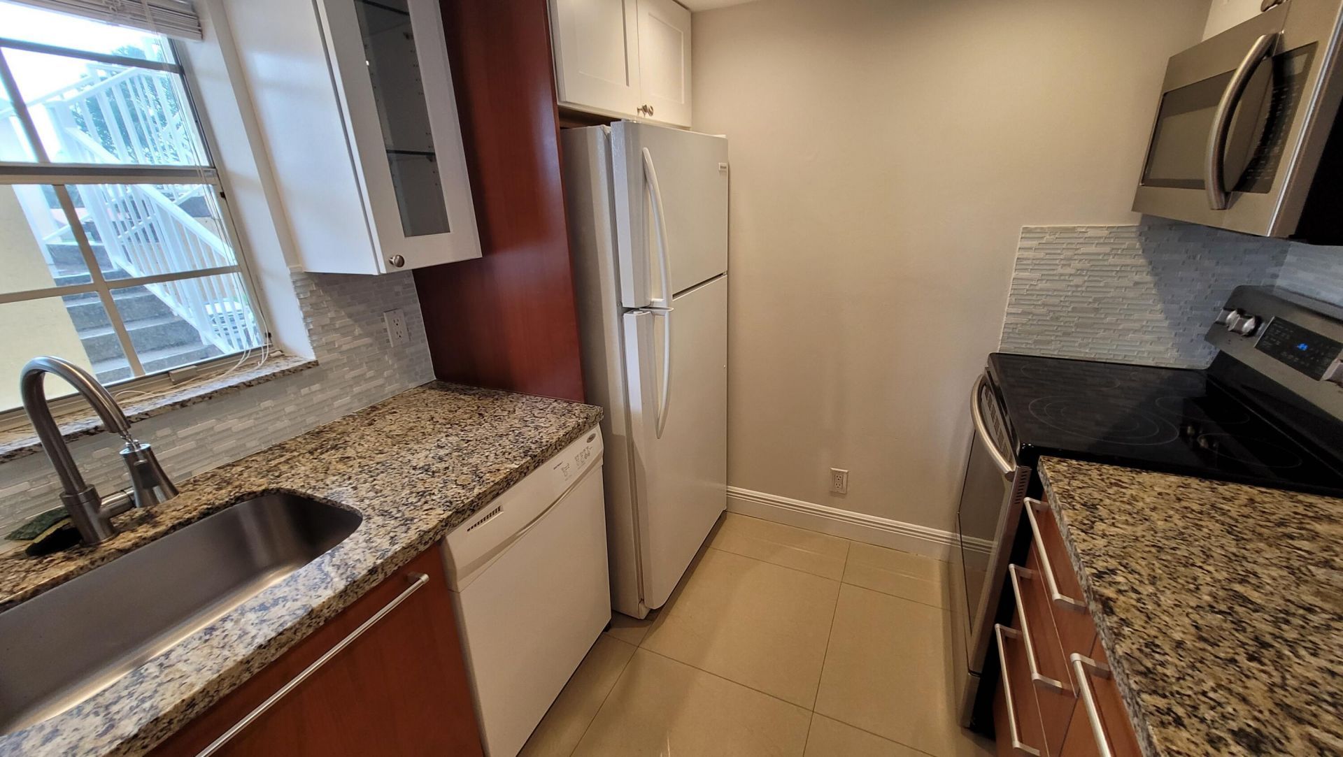 6283 La Costa Drive, Unit F, Boca Raton, FL 33433 Photo