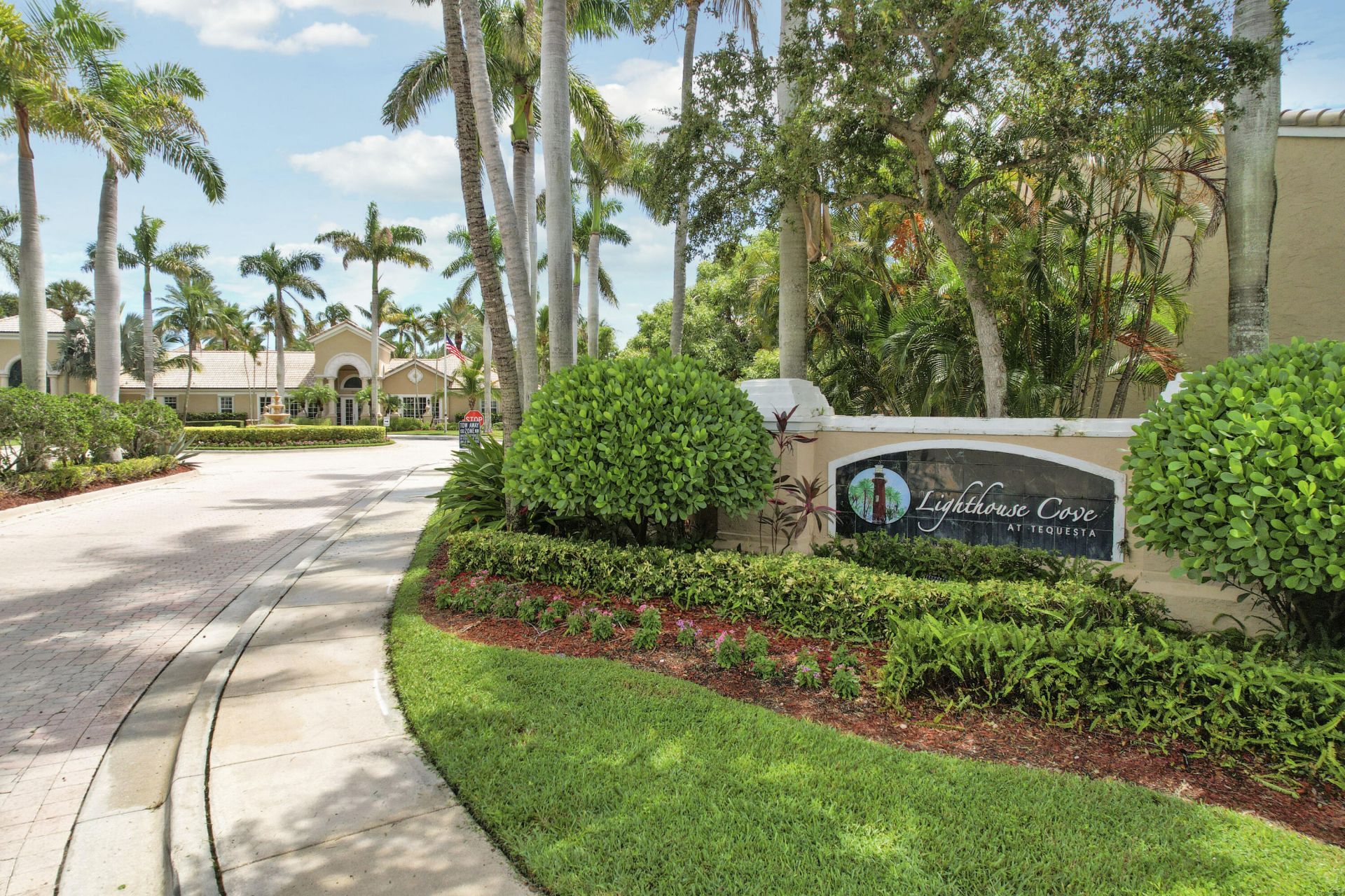 278 Village Boulevard, Unit 8106, Tequesta, FL 33469 Photo