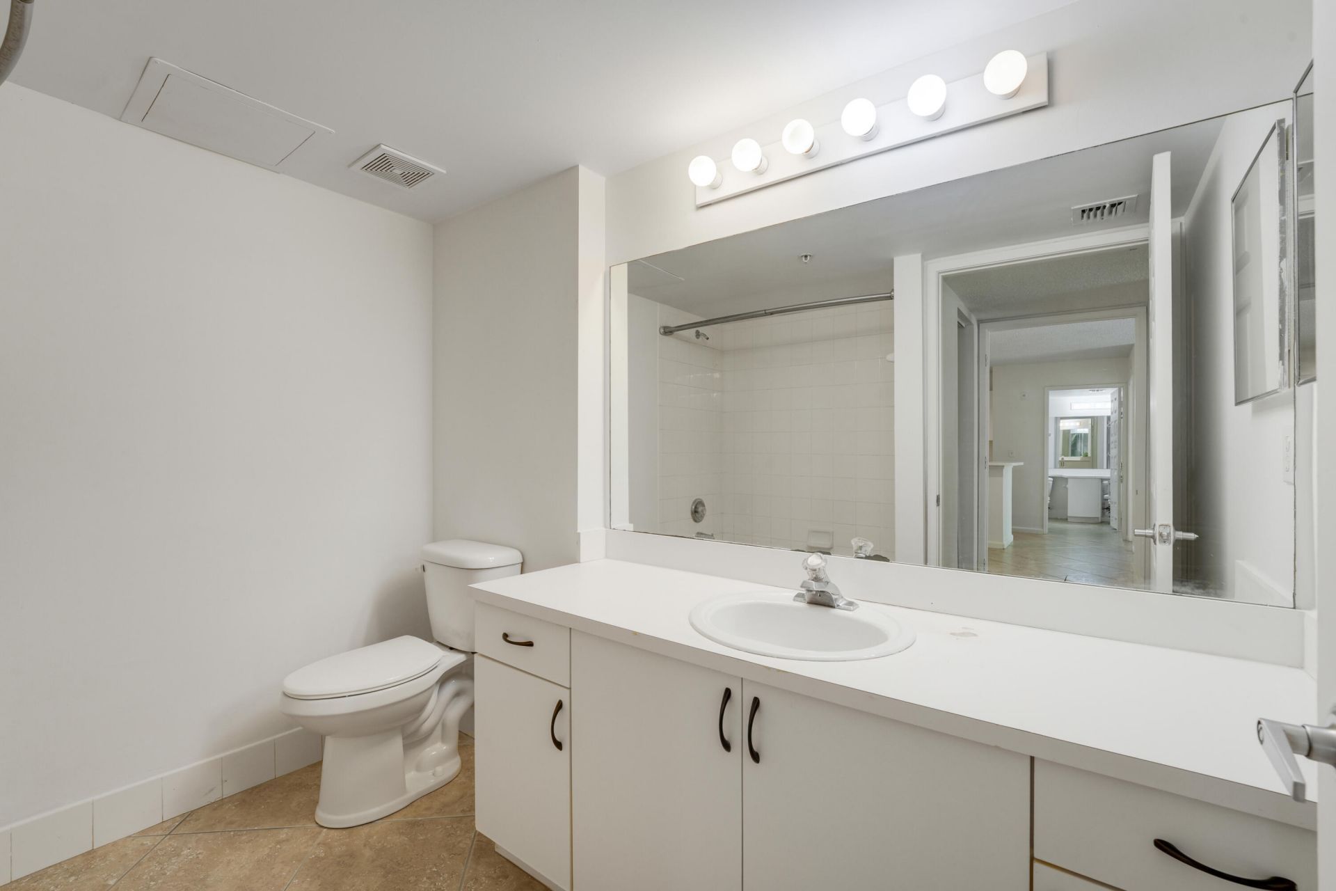 278 Village Boulevard, Unit 8106, Tequesta, FL 33469 Photo