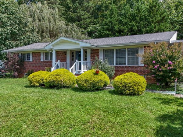 21573 Monroe Road, Damascus, VA 24236