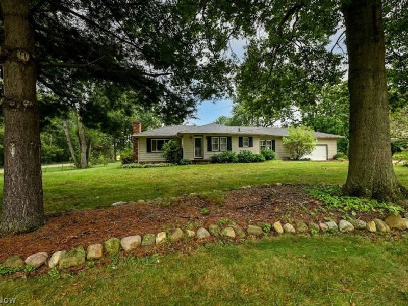 490 Bonshire Road, Akron, OH 44319 Photo 1