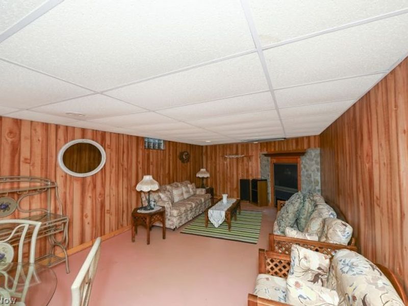 490 Bonshire Road, Akron, OH 44319 Photo 19