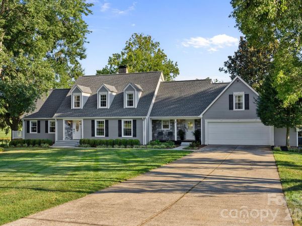 2593 Birdie Lane NE, Conover, NC 28613