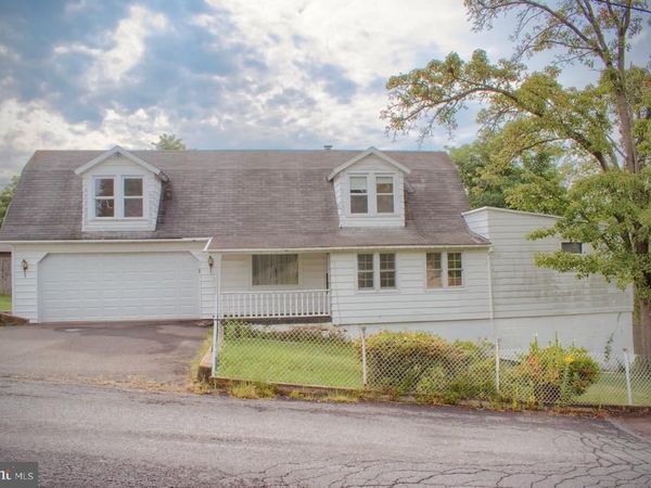 119 CENTER STREET , SHAMOKIN, PA 17872