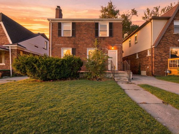16204 Tracey Street, Detroit, MI 48235