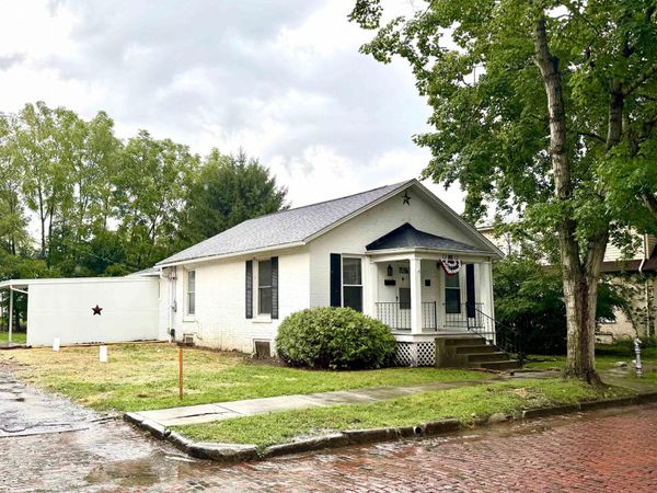 105 E Burgess Street, Mount Vernon, OH 43050
