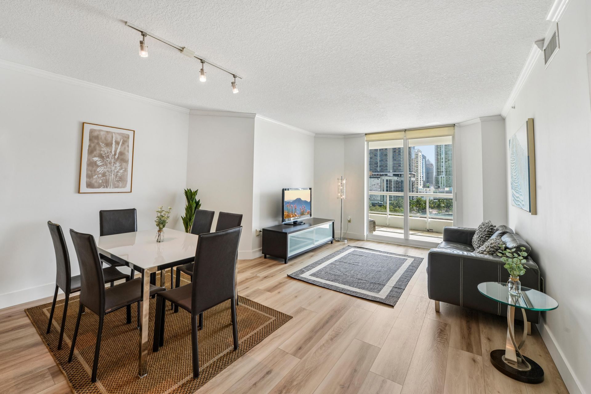 401 SW 4th Avenue, Unit 1003, Fort Lauderdale, FL 33315 Photo