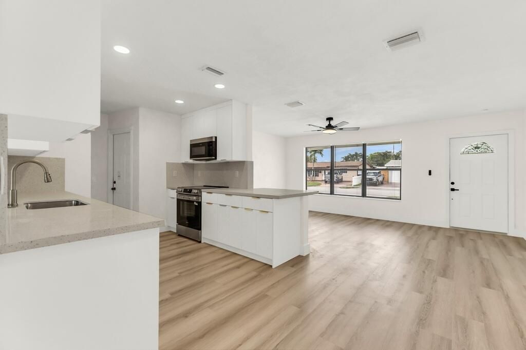 6340 Liberty Street, Hollywood, FL 33024 Photo