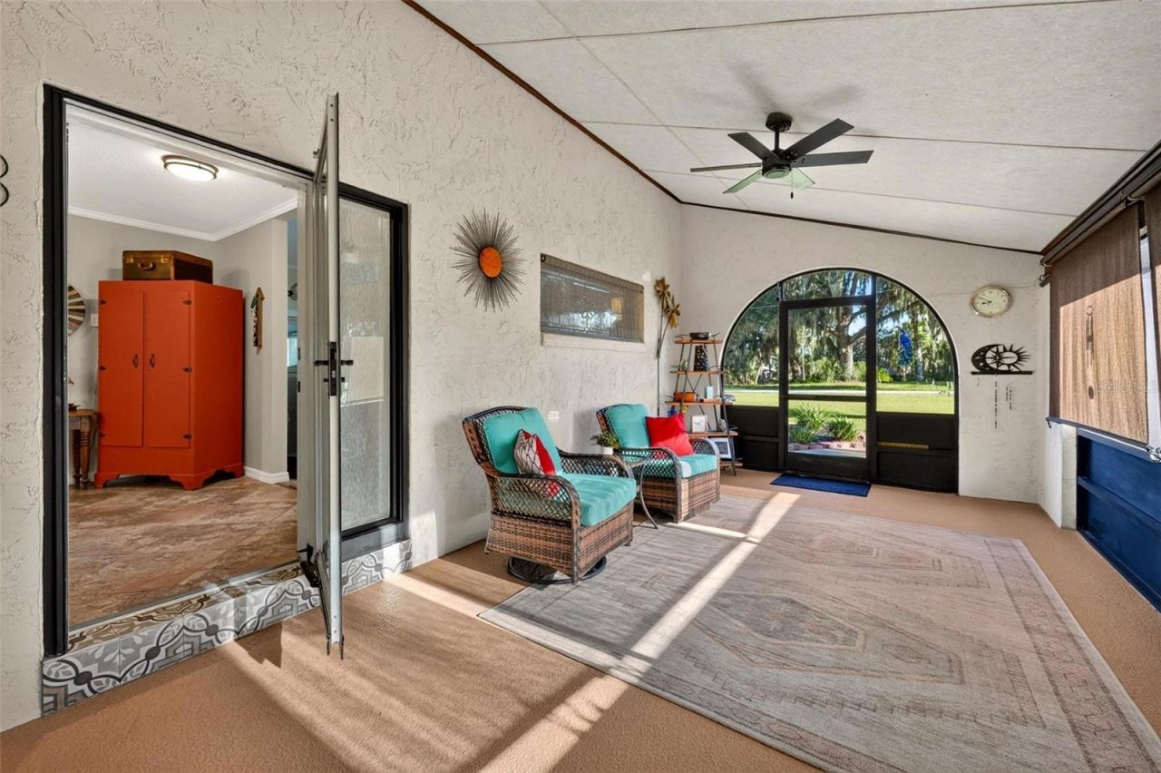 8106 Spring Drive , Yalaha, FL 34797 Photo