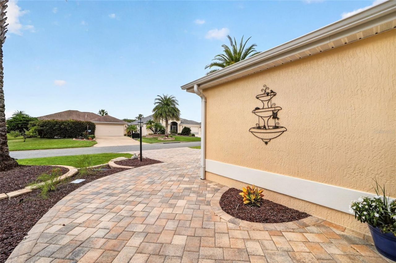 3751 Wine Palm Way, The Villages, FL 32163 Photo