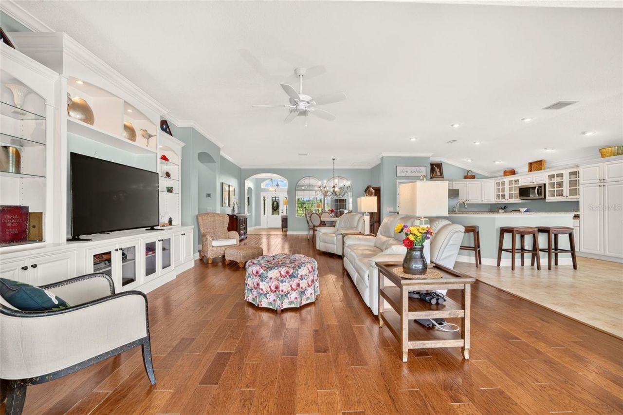 3751 Wine Palm Way, The Villages, FL 32163 Photo