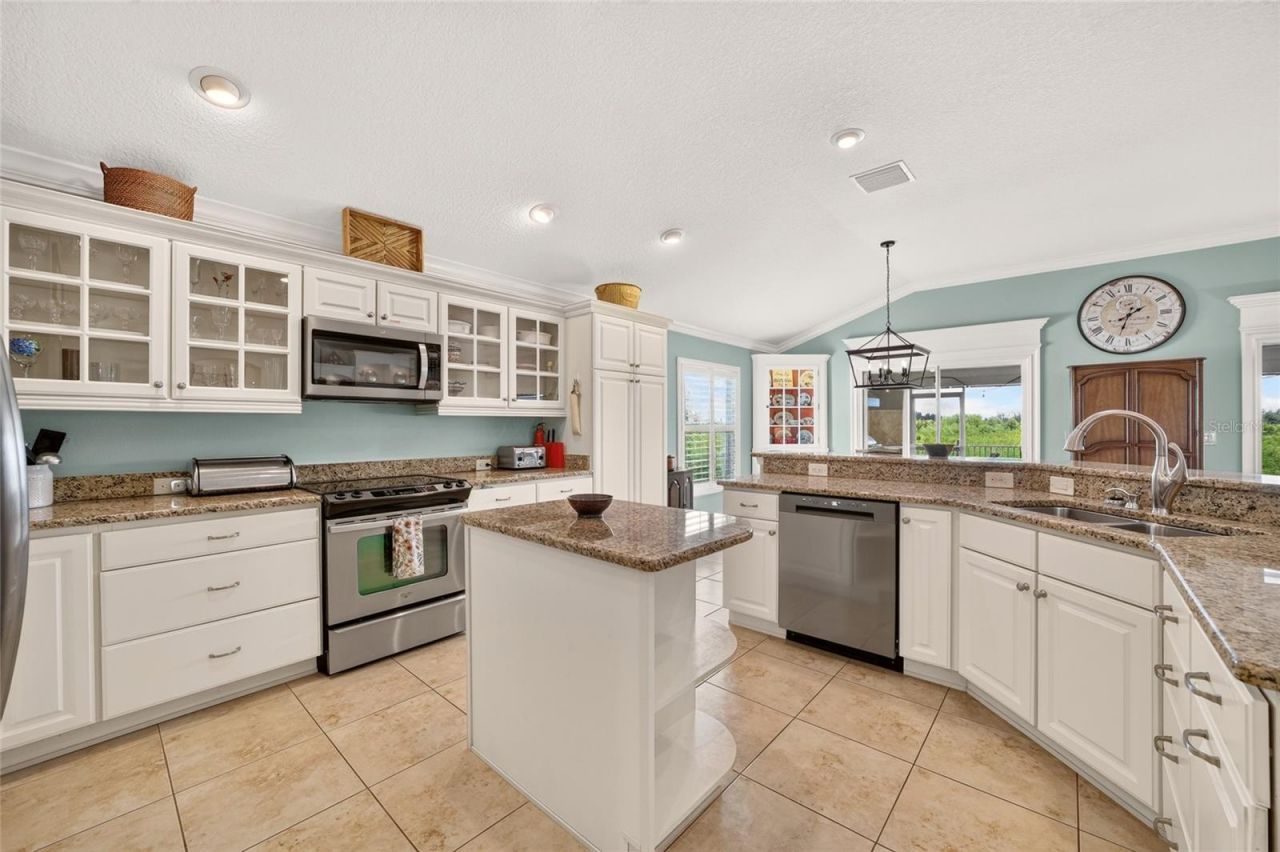 3751 Wine Palm Way, The Villages, FL 32163 Photo