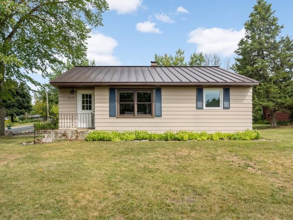 4320 Pleasant Street SE, Prior Lake, MN 55372
