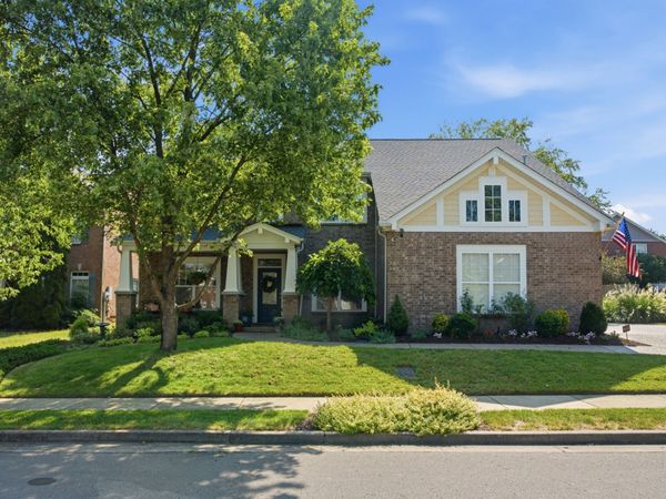 1504 Pleasant Hollow Ln, Old Hickory, TN 37138
