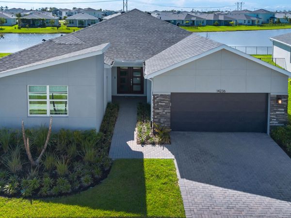 14236 SW Murney Way, Port St. Lucie, FL 34987