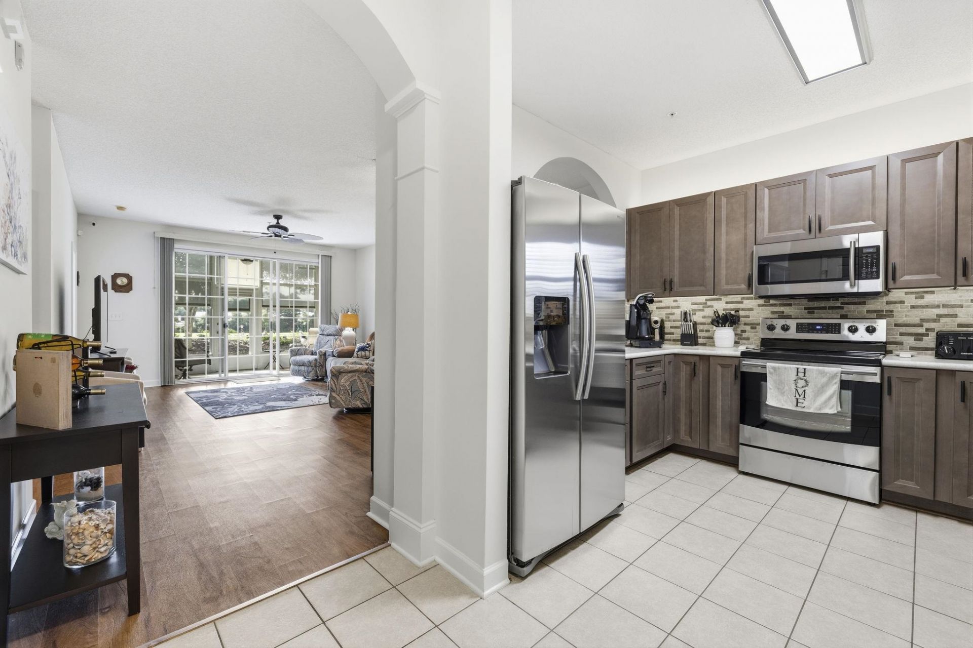 5801 Oyster Catcher Dr. Photo 4