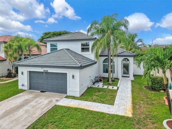 18038 SW 12th Ct , Pembroke Pines, FL 33029