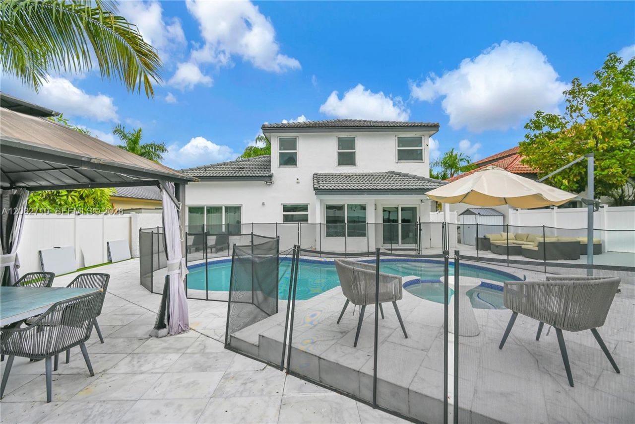 18038 SW 12th Ct , Pembroke Pines, FL 33029 Photo