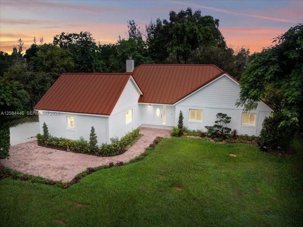 5600 SW 195 Terrace , Southwest Ranches, FL 33332