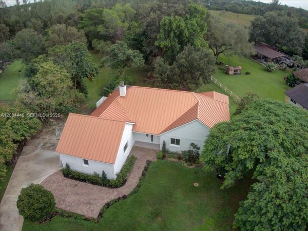 5600 SW 195th Terrace, Southwest Ranches, FL 33332
